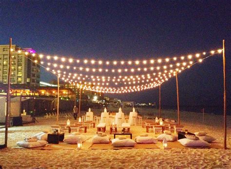 Romantic And Intimate Beach Party Set Up Beach Dinner Parties Beach