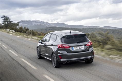 Also, please take a moment to visit our sister sub, /r/focusst. Ford Fiesta ST (grau) | Fotos | fordfan.de