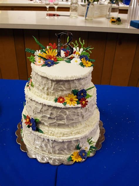 Wildflower Wedding Cake Source My Crazy Blessed Life Blog Wildflower Wedding Wedding Cakes