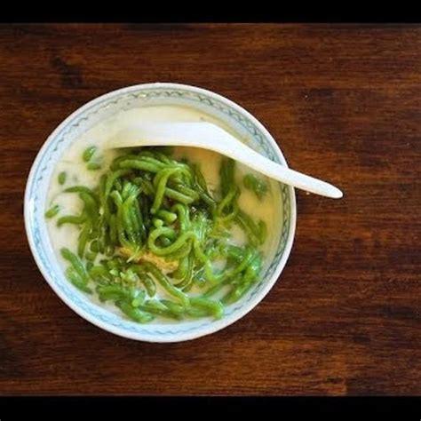 Lazimnya cendol dibuat dari tepung beras dan sari pandan agar warnanya hijau cantik. Cara Membuat Cendol Kanji - Cara Membuat Cendol Tanpa Menggunakan Cetakan Modern Id / Untuk ...