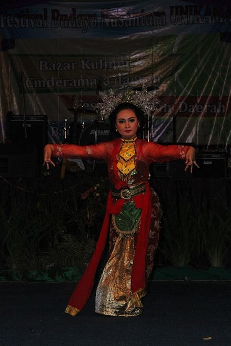 Rekomendasi tempat wisata di blitar yang wajib dikunjungi. Pekan Budaya - Fakultas Hukum - UNIKAMA