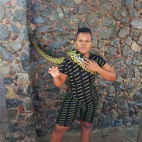 I look like i have money zodwa wabantu spirit of making money season. Zodwa Wabantu has a snake of Powers | | Kasi Daily