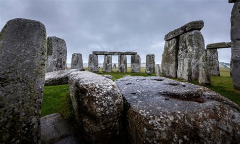 Neolithic Structure Discovered Near Stonehenge