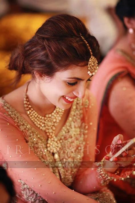 25 trending hairstyles for walima functions in 2021 pakistani bridal hairstyles pakistani