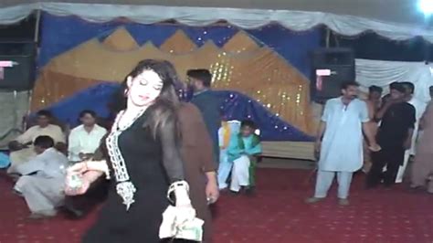 Hot Pakistan Mujra In Desi Wedding Function 2016 Youtube