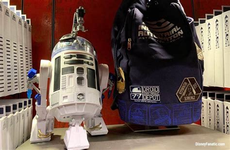 8 Reasons Why Youll Love Droid Depot In Star Wars Land At Disney
