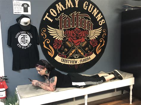 Tommy Gunns Tattoo Shop