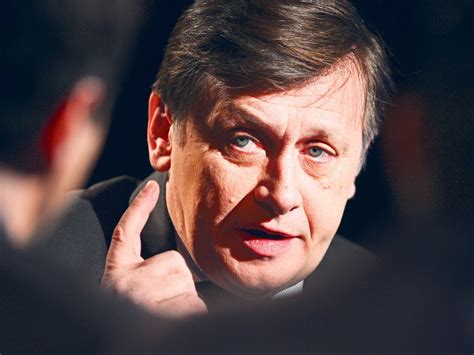 George crin laurențiu antonescu is a romanian politician, who was president of the national liberal party from 2009 to 2014. Crin Antonescu comentează PUCIUL din PNL: 'De la o anumită ...