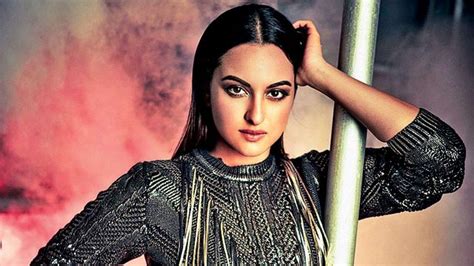Sonakshi Sinha Reveals A Similarity Between Her Real Life And Story Of Happy Phirr Bhag Jayegi