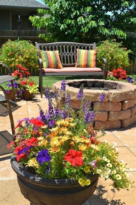 Fantastic Garden Arrangement Ideas With Flowers For The Summer My
