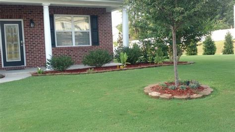 For a more modern look with the same rustic charm, consider using concrete on your ranch's exterior rather than brick. Pin by Rica Crawford on Home | Front lawn landscaping ...