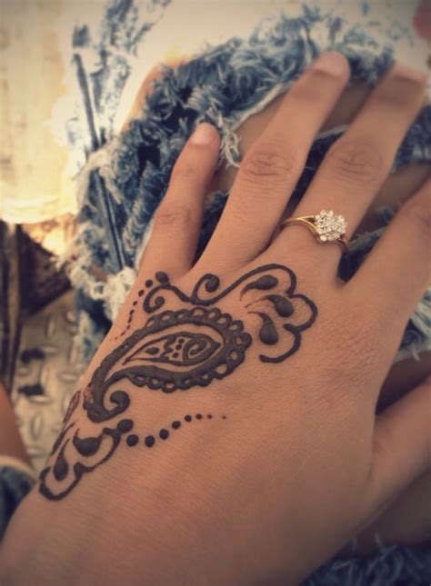Mayan pattern tattoo on the hand. Hand tattoo | Best tattoo design ideas