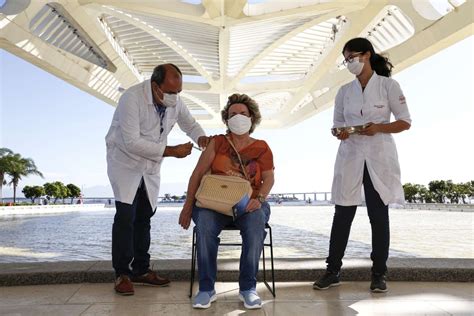 How long until you can get covid vaccine in south carolina? Calendário completo de vacinação contra a covid-19 até ...
