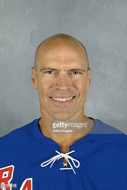 Rangers Mark Messier Photos And Premium High Res Pictures Getty Images
