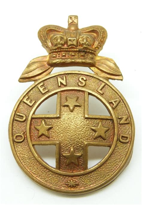 Australian Army Queensland Regiment Metal Hat Badge With Queen Victoria