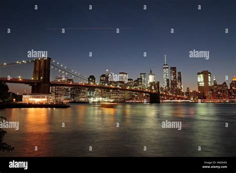 Evening View Of Brooklyn Bridge From Main Street Park Dumbo Brooklyn