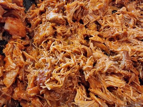 Pulled chicken heerlijk uit de slowcooker of braadpan comfortfood