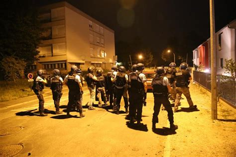 Val-d'Oise : deuxième nuit de violences à Persan et Beaumont - Le Parisien