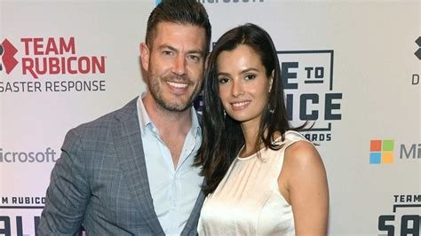 Bachelor Host Jesse Palmer And Wife Emely Fardo Have Second Wedding