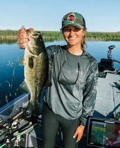 Best Womens Fishing Outfits Ideas In Fishing Outfits