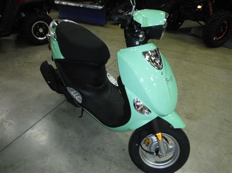 59 results for genuine buddy 50 scooter. Genuine Scooter Buddy 50 motorcycles for sale in Minnesota