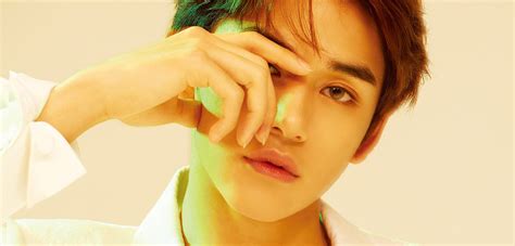 See more ideas about lucas nct, nct, lucas. Lucas (NCT) pose pour son premier photoshoot en solo avec ...