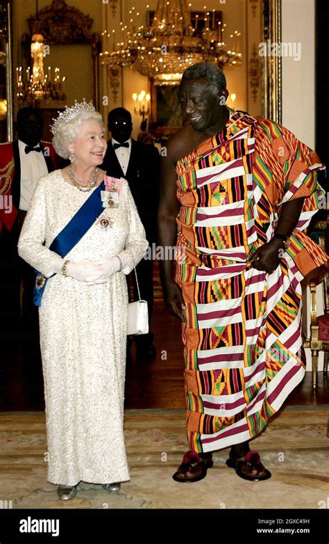 queen elizabeth ii and the president of ghana john agyekum kufuor arrive for a state banquet