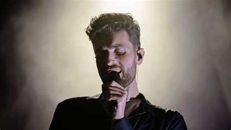 He won the contest with a total of 498 points, achieving the netherland´s first win in 44 years and 5th win. Duncan Laurence treedt op in Londen, Berlijn en Stockholm ...