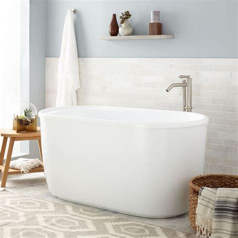 Be sure to use the guide above to narrow down one specific model. Extra Long Tub | Huge Bathtubs | Deep Bathtubs | Soaking ...
