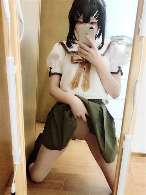 Japanese Ero Cosplayer Miri Minazuki Shows Off Slinky Body With Semi