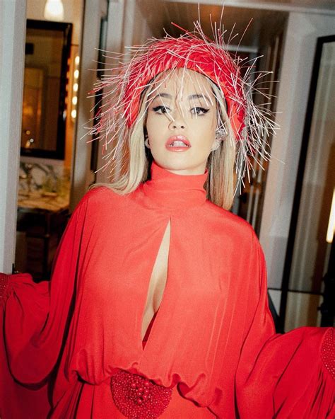 rita ora sexy pictures revealing red dress the fappening tv