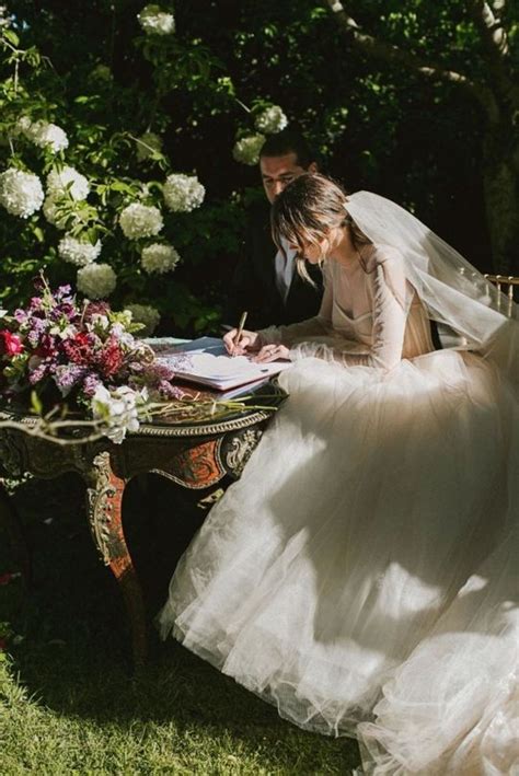 Spring Bride Vogues Ultimate Guide To The Best Weddings Of The Season