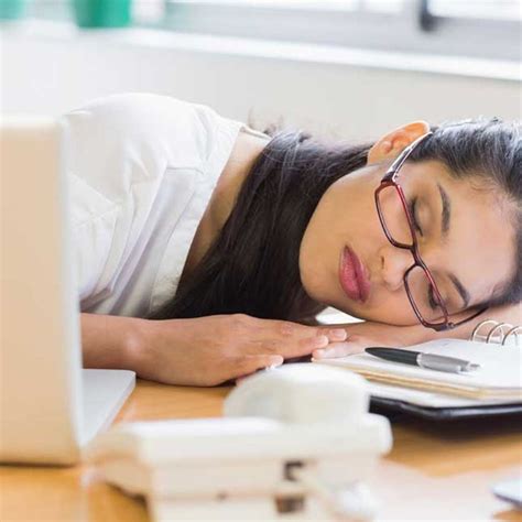 Why Napping At Work Isnt As Crazy As You Might Think Brit Co