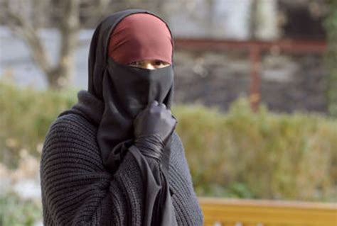 Voile Islamique Le Niqab Une Surench Re Des Extr Mistes