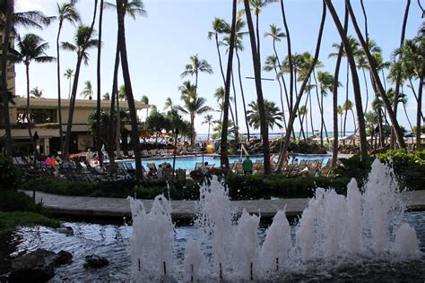 Review Hilton Hawaiian Village Waikiki Beach Resort Honolulu Mighty