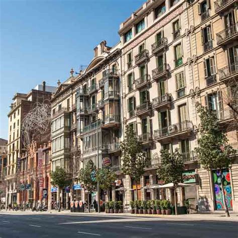 Estas Son Las 10 Calles Más Bonitas De España