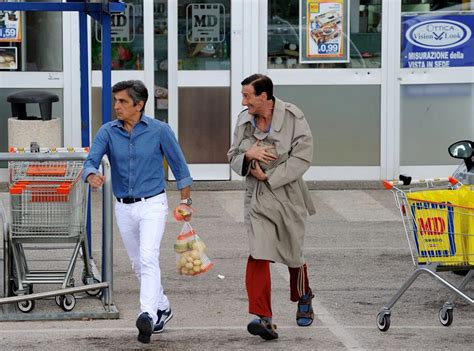 È per il tuo bene!❤️ preparate i pop corn e buona. ...e fuori nevica - 2014 - film usciti 2000 - 2018 - film ...