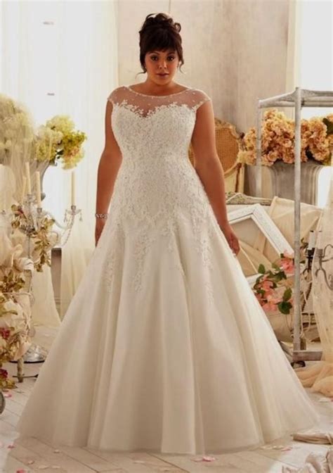 Looking for the perfect short wedding dress in plus sizes? plus size country wedding dresses looks | B2B Fashion