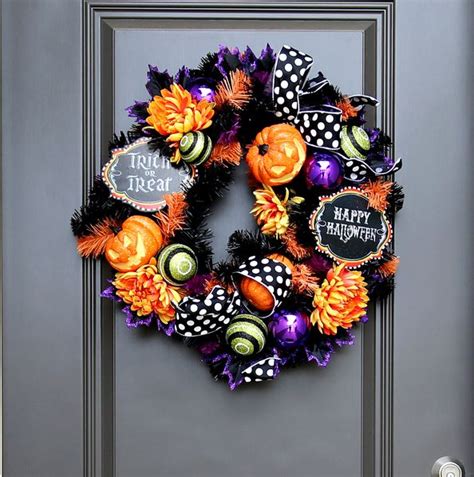 25 Best Halloween Wreaths Diy Halloween Wreath Ideas