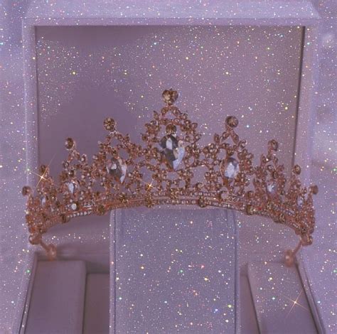 Pin By เฟิร์นน ชาเขียวว On Queen Crown Aesthetic Glitter