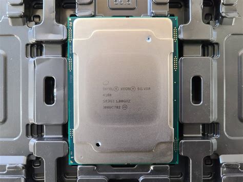 Yahooオークション Intel Xeon Silver 4108 8cores 180ghz Sr3gj C