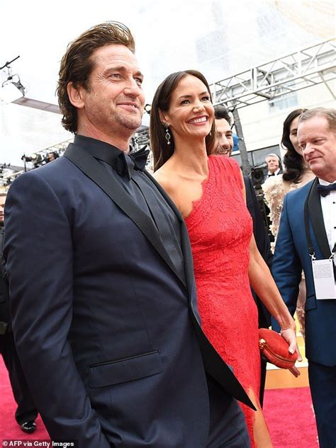 Gerard butler broke up with his girlfriend of over six years, morgan brown, in august 2020. Oscars 2020: Gerard Butler and girlfriend Morgan Brown ...