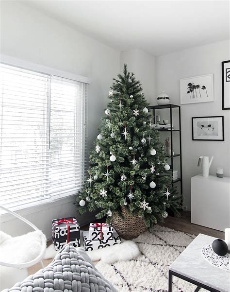 Modern Minimal Christmas Tree Homey Oh My