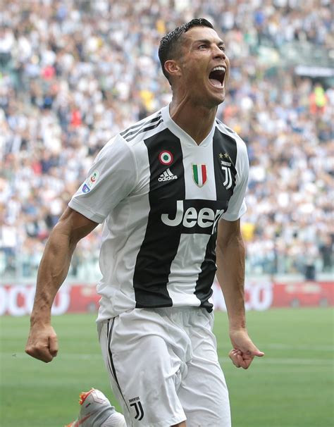 Get the your latest football news, transfer rumours, results, statistics and much more at ronaldo.com. Cristiano Ronaldo - Cristiano Ronaldo Photos - Juventus vs ...