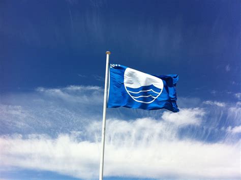 Banderas azules 2020 un total de 589 ondearán en las playas de España