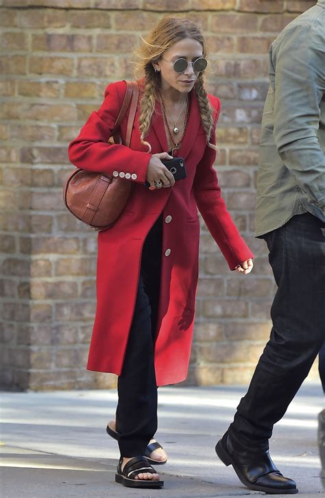 Mary Kate Olsen Leaves Her Hotel In New York 10072016 Hawtcelebs