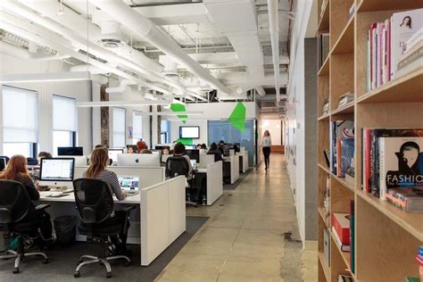 Another Look Inside Refinery29s Stylish Nyc Headquarters Officelovin