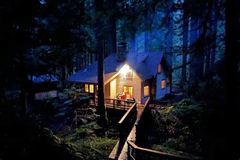 Photos Of Incredible Cabins That Will Inspire You To Go Off The Grid