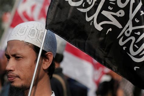 indonesia s bid to root out islamists throws spotlight on universities