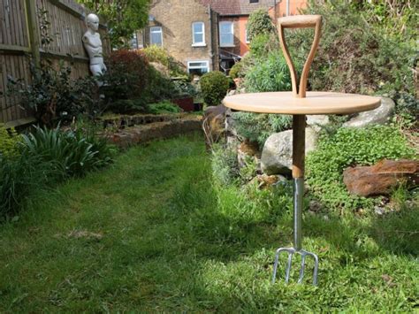 There are 663 table top bird for sale on etsy, and they cost £48.49 on average. Garden Fork Table by Natalie Sampson, 6 Creative Backyard ...